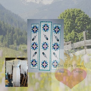 Peut inclure: Trois panneaux perlés avec un fond blanc et un motif répétitif de plumes et de fleurs bleues, vertes et rouges. Les panneaux sont étiquetés "Out Of The Flames Bead Designs".