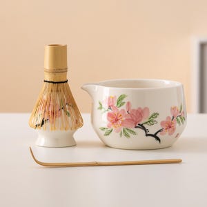 Hand-painted Flower Ceramic Matcha Bowl Set with Spout Bamboo Whisk and Chasen Holder Elegant Matcha Tea Ceremonial Set 450ml