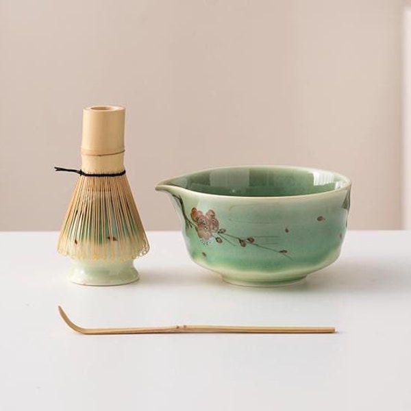 Hand-painted Peach Blossom Ceramic Matcha Bowl Set with Bamboo Whisk and Chasen Holder Green Matcha Whisk Set 450ml