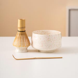 Spotted Green Ceramic Matcha Bowl Set Bamboo Whisk and Chasen Holder Unique Matcha Tea Ceremony Set 480ml