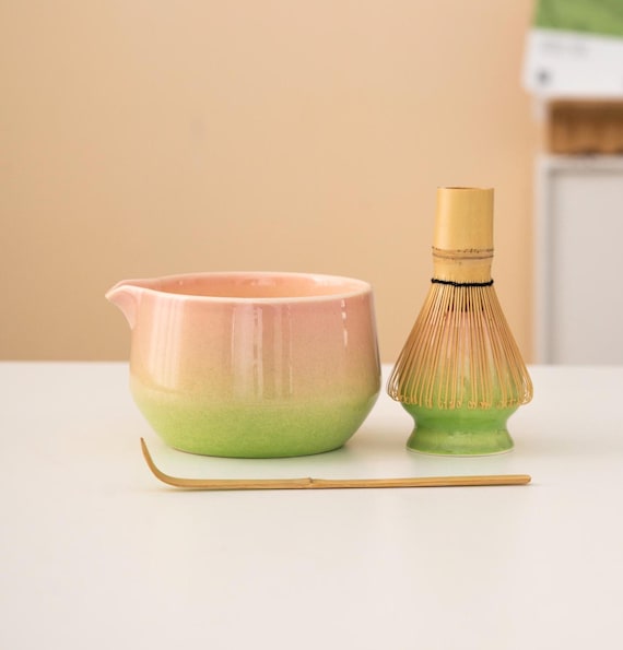 茶道具 茶碗 抹茶 茶器⁄茶道具 抹茶茶碗】 色絵茶碗 萩 東山深山作