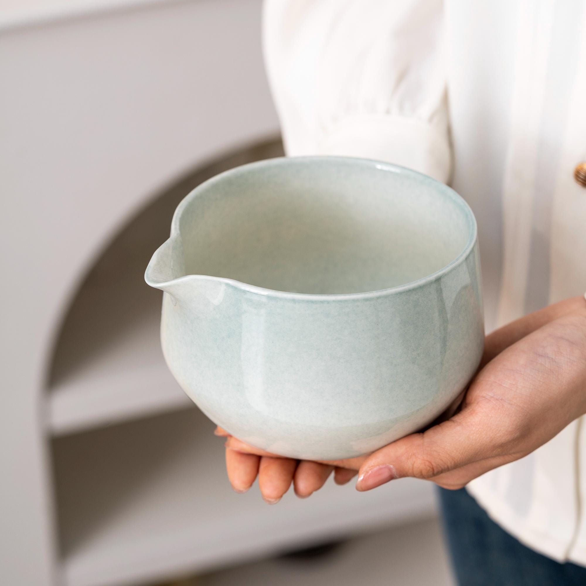 Blue Ceramic Matcha Bowl Set With Spout Bamboo Whisk and Chasen