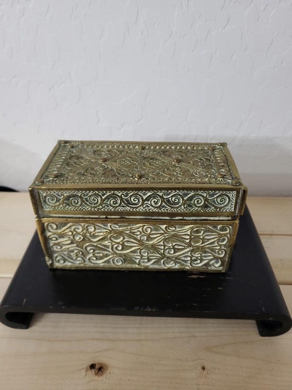 Silver Supari Box from China - 19th Century Silver Supari Box from China - 19th Century