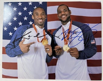 Von Kobe Bryant und LeBron James signiertes 8x10-Foto