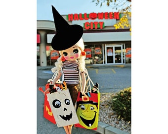 halloween obsessed shopper doll print 5 x 7 SWAG HAG