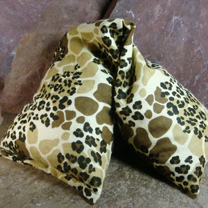 Animal Print Flannel Heat Pack, Microwave Cherry Pit Heat Pad Self Care for Neck
