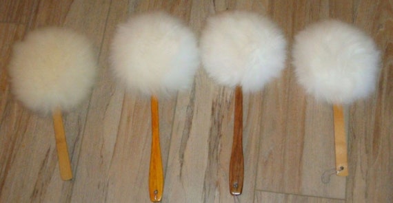 Body powder puff with handle discount