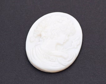 Shell cameo cabochon, oval white hand carved shell, 40mm x 30mm