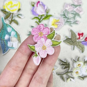 Mini Embroidered Floral Bag Patch Hat Patch, Tiny Flower Embroidered Fabric Patch Decor, Unique Embroidered Flower DIY Clothing Accessories