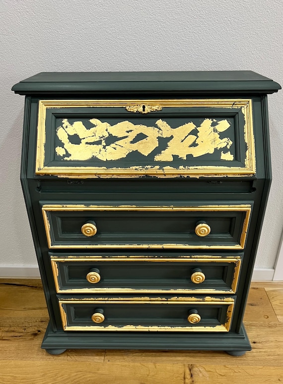 gold leaf dresser Pink & Gold Dresser Makeover