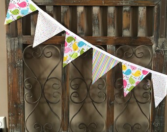 Easter pennant bunting, Easter decor, pastel fabric banner, pink green blue yellow, baby chicks, birds, peeps, polkadots, You Choose Length