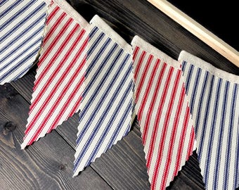 Baner z motywem 4 lipca w paski, czerwono-biało-niebieskie proporczyki z tkaniny, dekoracja na Dzień Niepodległości, dekoracja pierwotna, niestandardowa długość