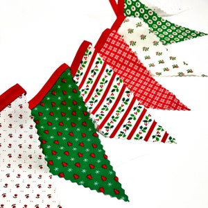 Vintage Christmas bunting, fabric banner, fireplace decor, holiday garland, red and green, Christmas trees, snowflakes, holly, 7 flags
