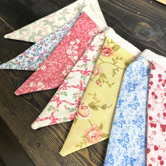 Vintage Floral Pennant Bunting, Handmade Fabric Banner, Country Farmhouse Decor, Spring Flowers, Woodland Wildflowers