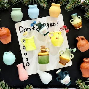 Miniature Ceramic Magnetic Vase Refrigerator Decor, Mini Vase Refrigerator Magnet Home Gifts for Her, Kawaii Tiny Ceramic Vase Fridge Magnet