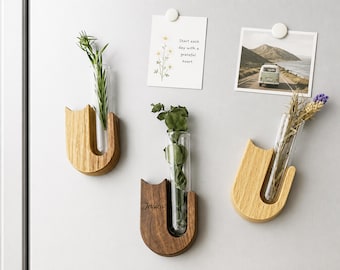 Magnete da frigorifero con tubo magnetico in legno per gatti, collezione di baffi di gatto, magnete da frigorifero con porta baffi di gatto unico, gatto con provetta per conservare i peli degli animali domestici