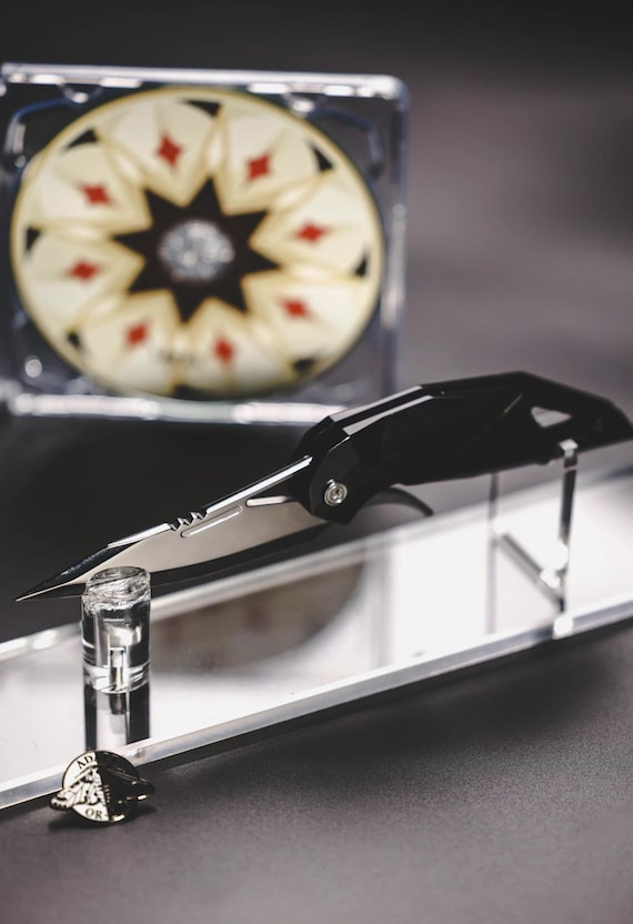 Zenless Zone Zero Evelyn Chevalier Weapon - Lunalux garrote