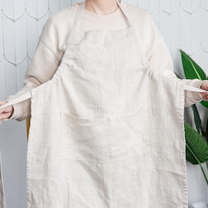 Adjustable linen apron with pockets for women and men. Holiday apron, baking full apron, clothing protector. Cooking and gardening apron.