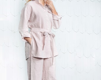 100% Leinen Set für Frauen: entspanntes Leinenhemd & Hose mit weitem Bein in verschiedenen Farben. Maßgeschneidertes Lounge Set Outfit aus naturfarbenem Leinen