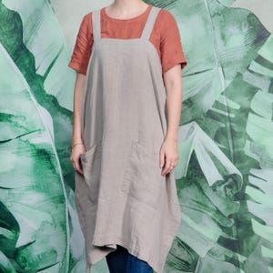 Linen cross back apron for women with pockets, japanese linen apron, linen crossback apron women. Baking apron, painting apron, bbq apron.