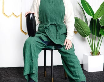 Linen split leg apron for pottery apron for women and men. Heavy linen pottery apron, smock apron with pockets. Workshop apron craft apron
