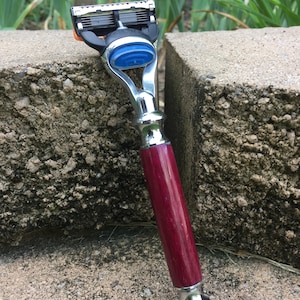 Handmade Razor