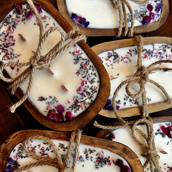 Rustic Farmhouse Soy Candle: Organic Oils, Wooden Bowl
