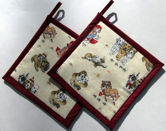 Dogs Puppy at Beach Potholders, Dog Holders, Dog Potholders, Dog Pot Holders, Dog Theme Gift, Puppies, Handmade Red Potholders