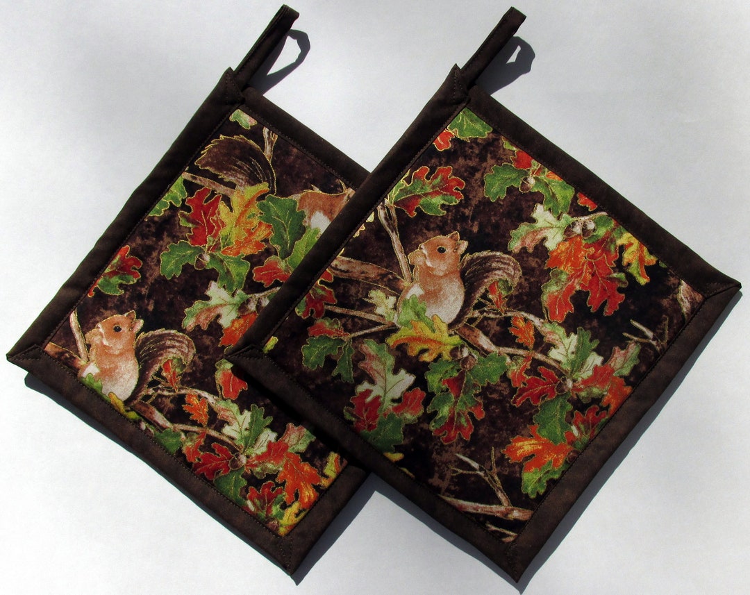 Squirrels Fall Leaves Brown Potholders, Squirrels Holders, Squirrel