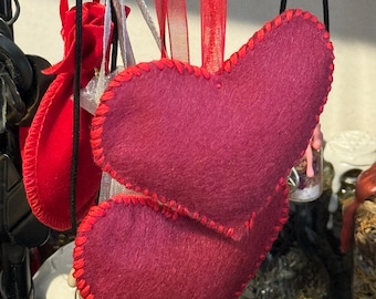 Love Spell Heart Mojo Bag | Hand-Sewn with Loving Intentions | Wicca | Hoodoo