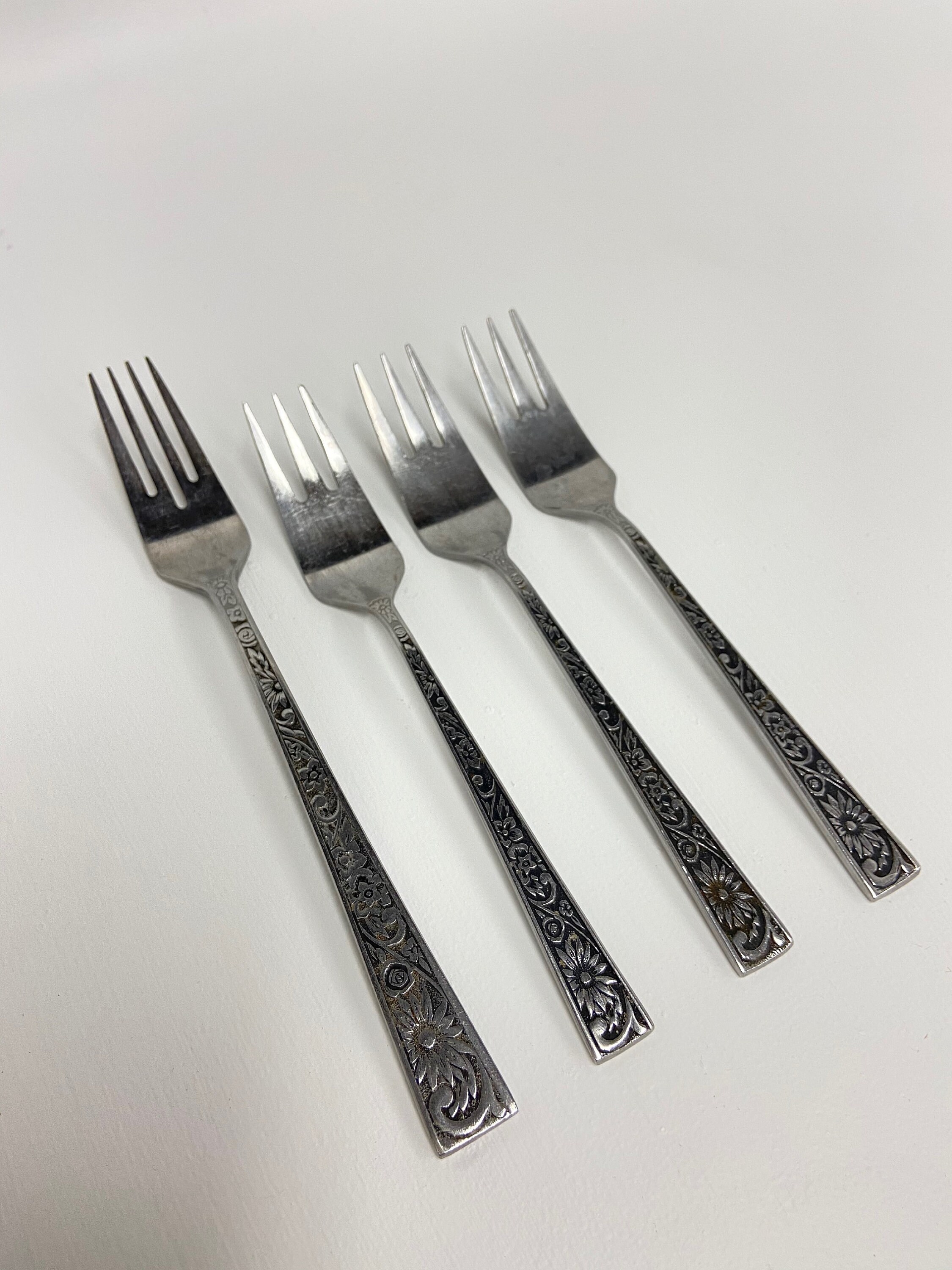Vintage Silverware SCC Stainless Japan Leaf Velvet Cutlery | Etsy