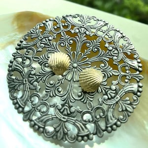 Shell earrings in Silver Sterling