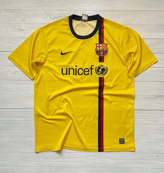 Vintage Barcelona Away Jersey 2008-2009: Rare Yellow Soccer Shirt