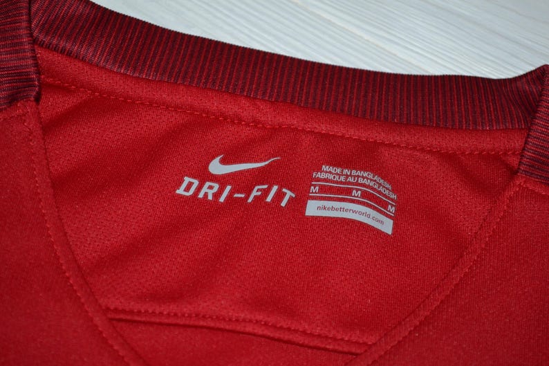 nikebetterworld t shirt