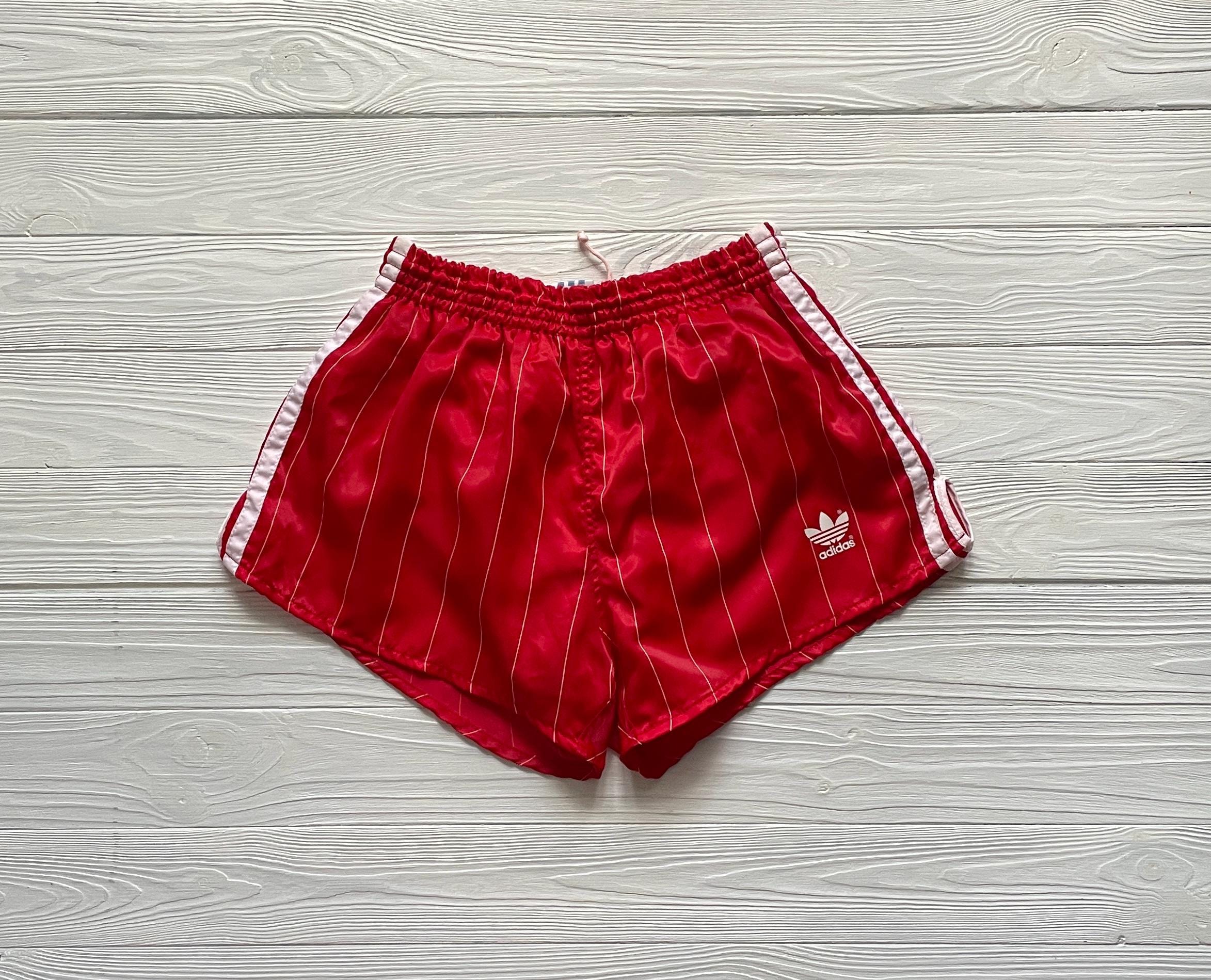 Adidas vintage shorts - Etsy 日本