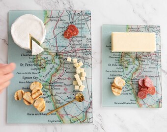 Tampa St Petersburg Florida Map Cutting Board - Tampa Bay Charcuterie Board - Tampa Bay Cheese Board - Tampa Bay Airbnb Decor