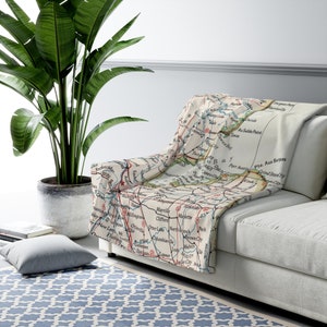 Saginaw Bay Michigan Map Fleece Blanket - Saginaw Bay Blanket - Saginaw Bay Airbnb Decor - Saginaw Bay Housewarming Gift