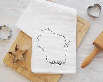Wisconsin Tea Towel - Wisconsin Kitchen Towel - Wisconsin Dish Towel - Wisconsin Housewarming - Wisconsin Airbnb - Wisconsin Closing Gift