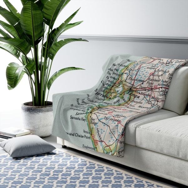 Tampa Bay Florida Map Fleece Blanket - Tampa Bay Blanket - Tampa Bay Airbnb Decor - Tampa Bay Housewarming Gift - Tampa Bay Closing Gift