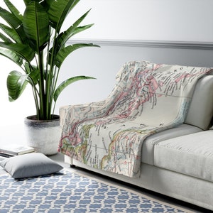 Manitoulin Island Map Fleece Blanket - Manitoulin Island Blanket - Manitoulin Island Map - Airbnb Decor - Cottage Decor - Closing Gift