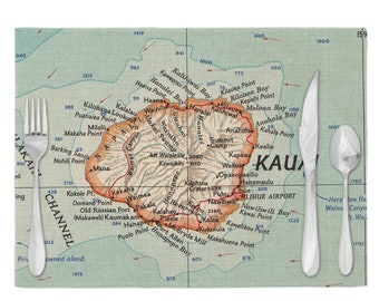 Kauai Hawaii Map Placemats - Kauai Placemat Set - Kauai Airbnb Decor - Kauai Kitchen - Kauai Vacation Rental - Kauai Wedding Gift