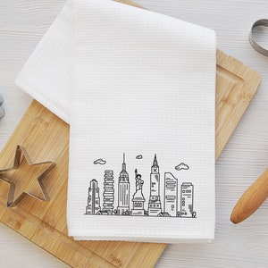 New York City Skyline Tea Towel - Manhattan Kitchen Towel - New York City Dish Towel - New York Housewarming - Manhattan Airbnb Decor