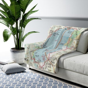 Lake Tahoe Map Fleece Blanket - Lake Tahoe Map Blanket - Lake Tahoe Blanket - Wanderlust Blanket - Lake Tahoe Closing Gift - Lake Tahoe Gift