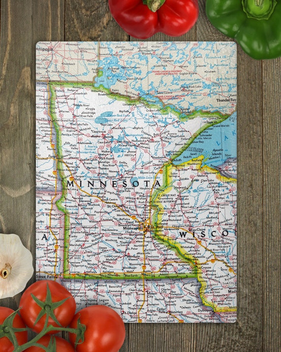 Bell Pepper - Cedar Ornament Bell Pepper - Cedar Ornament