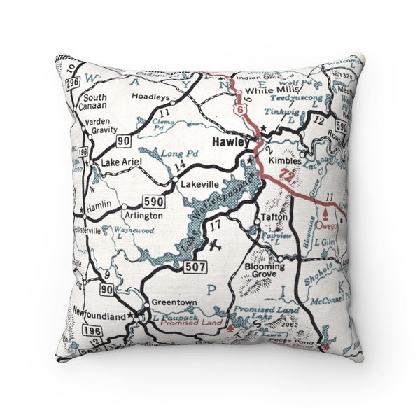 Lake Wallenpaupack Pennsylvania Map Pillow - Lake House Pillow - Lake Wallenpaupack Pillow - Housewarming Gift - Pennsylvania Realtor