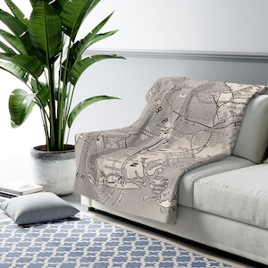 Brooklyn New York Map Fleece Blanket - Brooklyn Map Blanket - Brooklyn Blanket - Brooklyn AirBnb Decor - Brooklyn Housewarming Gift
