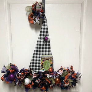 Erriey Eyes Witch Hat Wreath