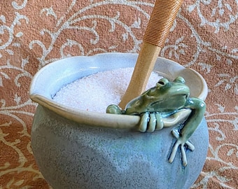 Frog Salt Cellar