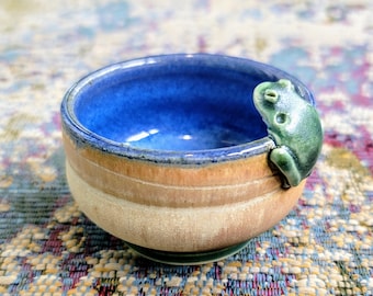 Tiny Frog Bowl