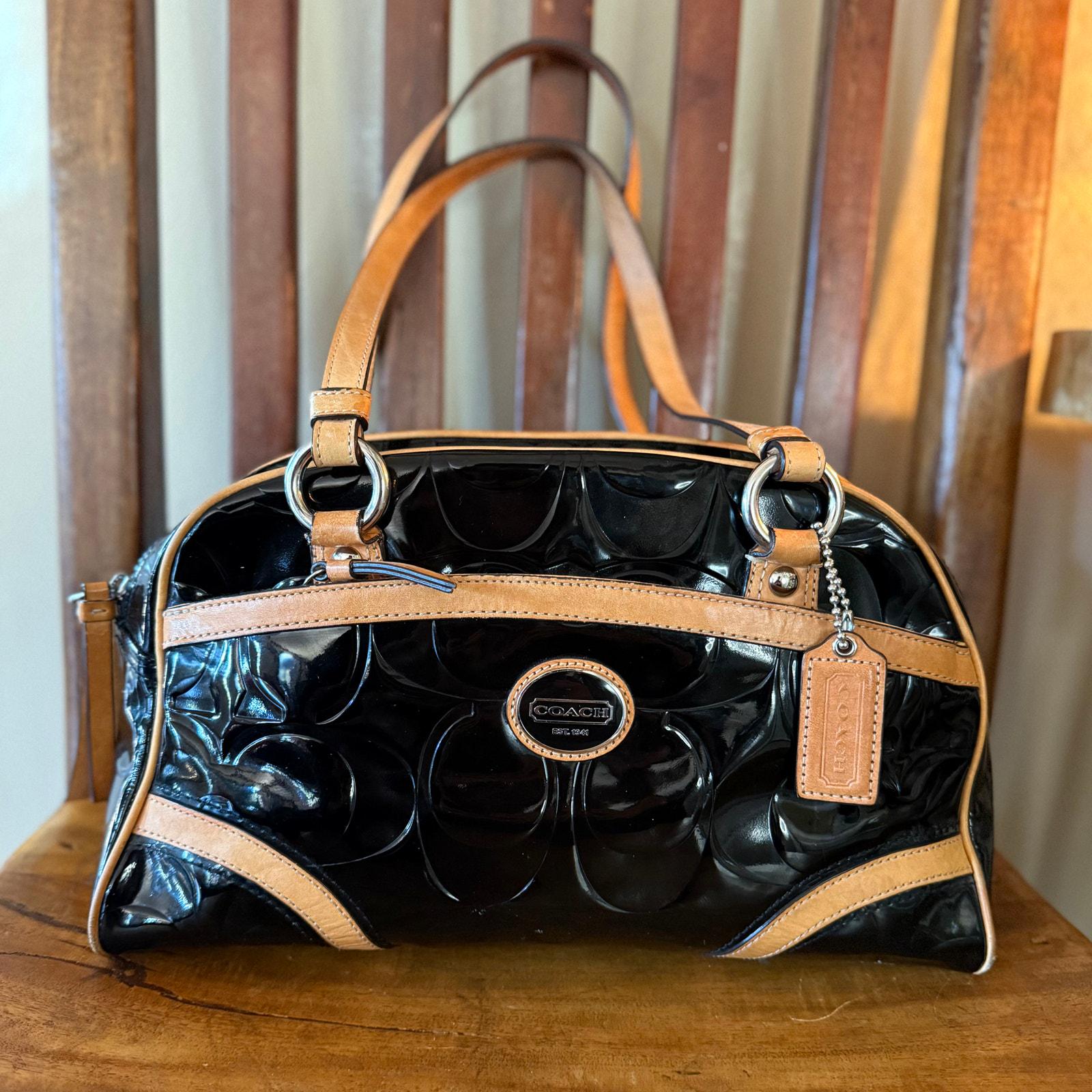 Coach Peyton Bag - Etsy Coach Peyton Signature Dream “C” Print Shoulder Bag and Wallet Set display picture 1